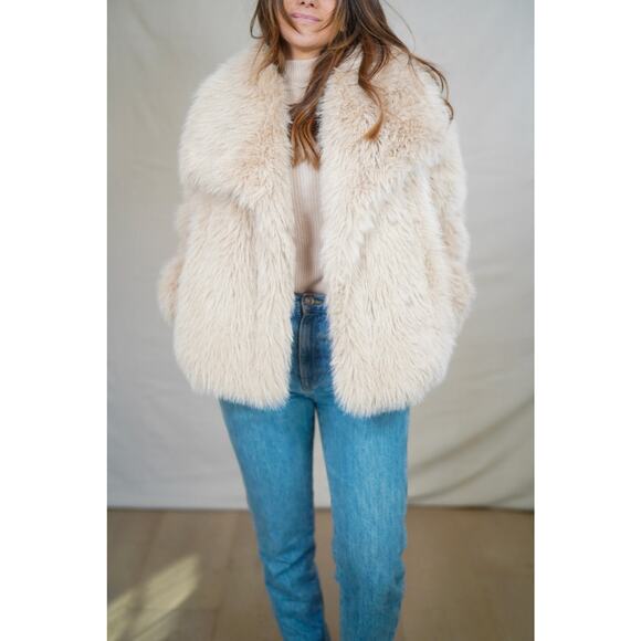 ZARA Faux Fur Cropped Jacket - Picture 3 of 8